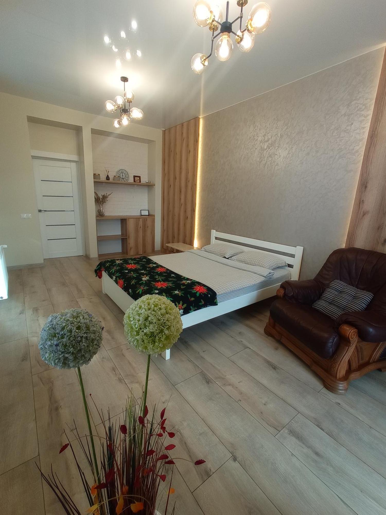 Vip Apartment У Центрі Міста, Новобуджк Театральний,Дуже Простора Rivne Chambre photo