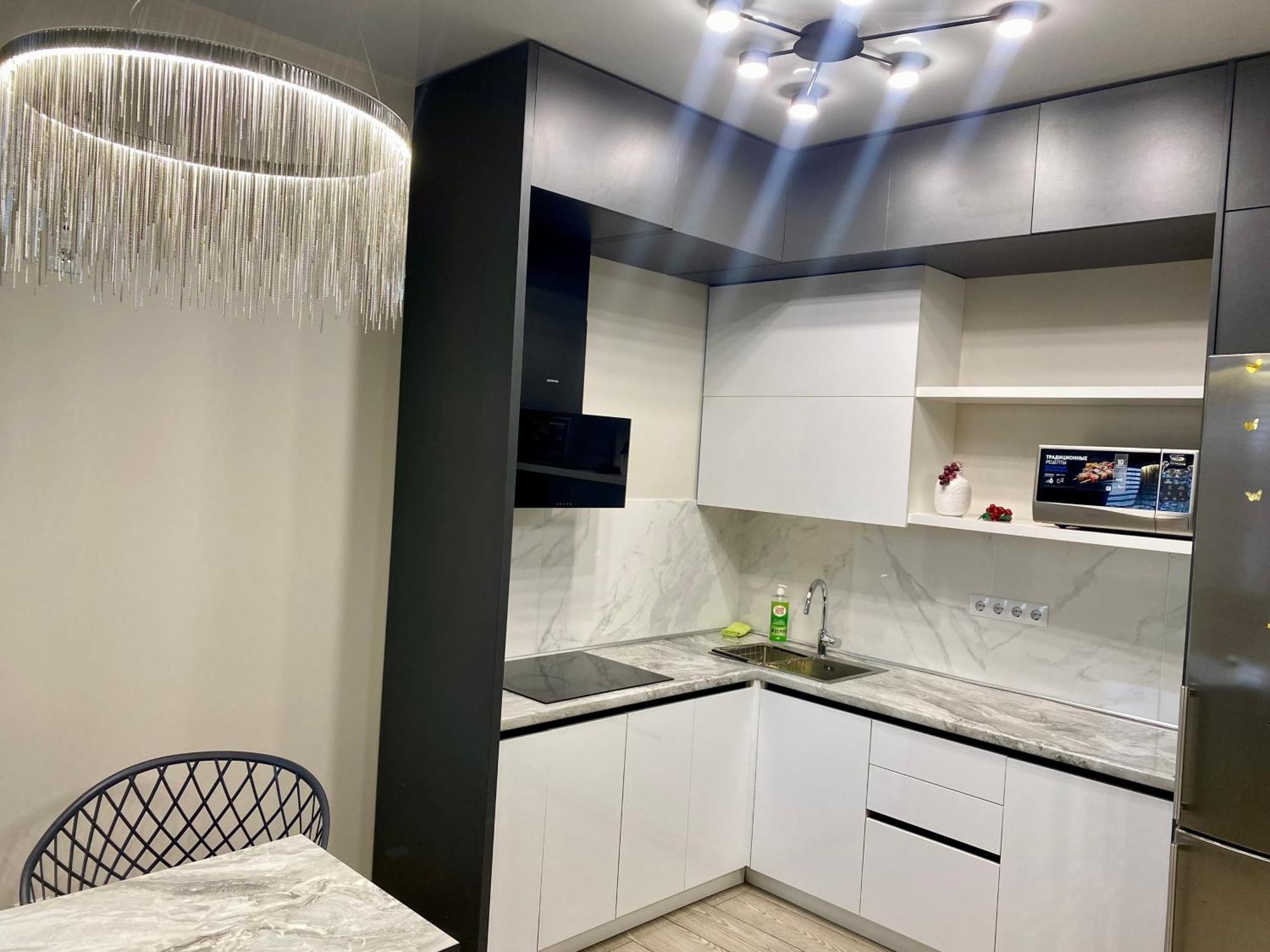 Vip Apartment У Центрі Міста, Новобуджк Театральний,Дуже Простора Rivne Extérieur photo